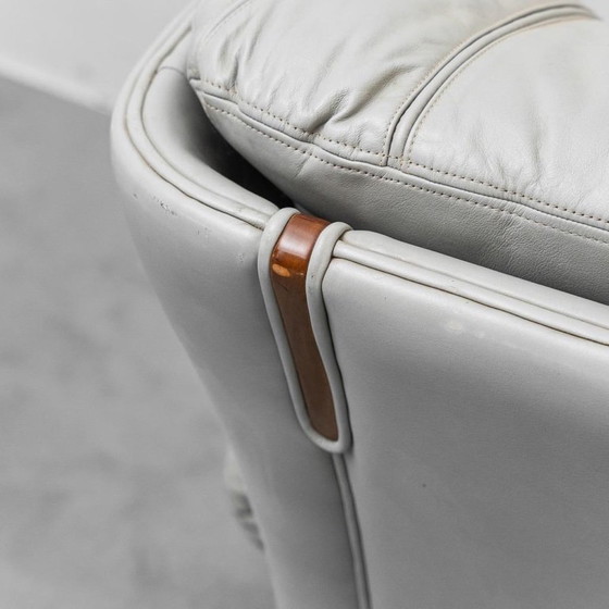 Image 1 of COPPIA DI POLTRONE VINTAGE IN PELLE GRIGIO E LEGNO ANNI ’50 MODERNARIATO