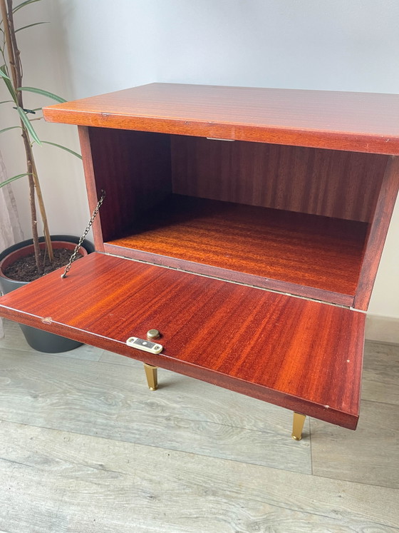 Comodino vintage in legno e ottone, 1950 – Mobili da giardino, Wood, Brass, Scandinavian (photo 9 of 12)