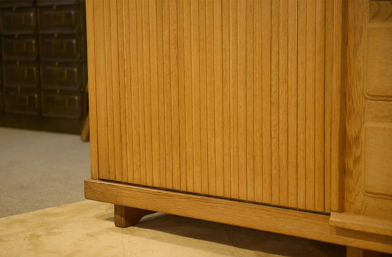 Armadio in rovere di Guillerme and Chambron anni '50 – Guillerme & Chambron, Mid Century Modern (photo 12 of 14)