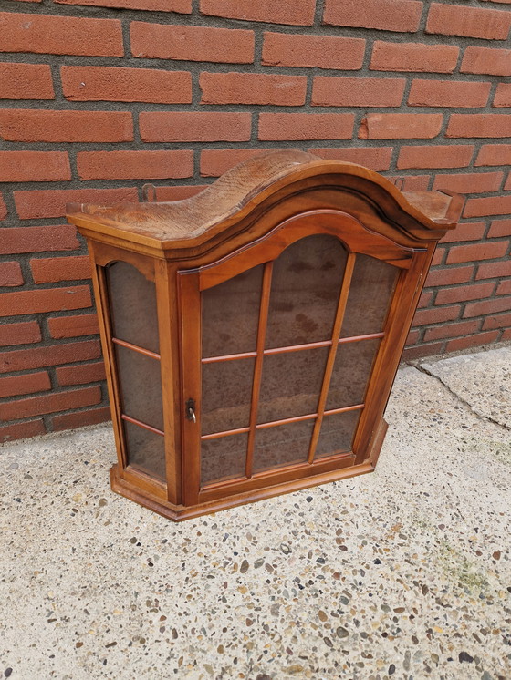 Image 1 of Wall cabinet