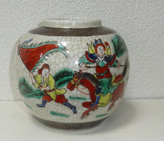Vasi asiatici craquelé con decorazione di guerrieri, set di 3, Ceramica, Crema, Aziatisch (foto 13 di 15)