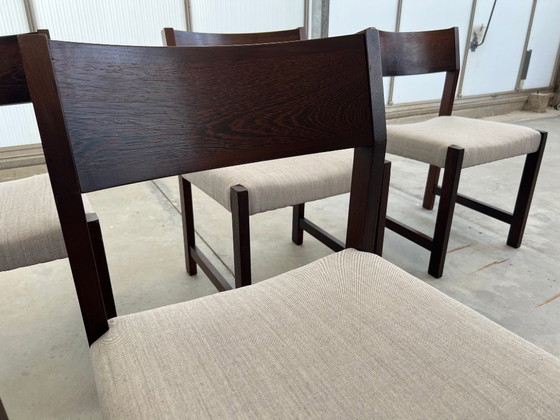 6x Sedie da pranzo Mid-Century / Brutaliste restaurate e rivestite – Legno, Lana (photo 10 of 18)