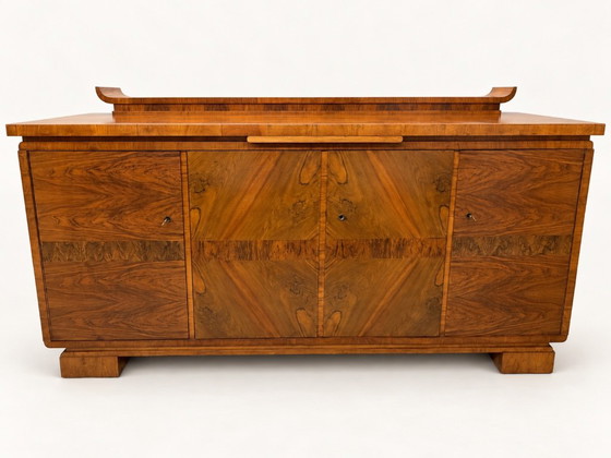 Credenze in legno con motivo a venatura geometrica, Marrone, Art Deco (foto 3 di 15)
