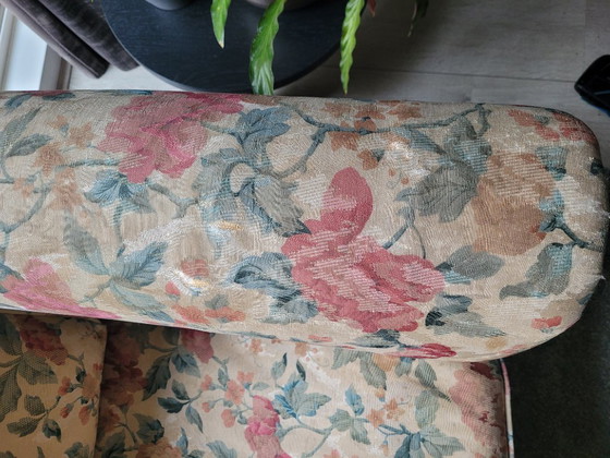 Image 1 of 2-seater sofa