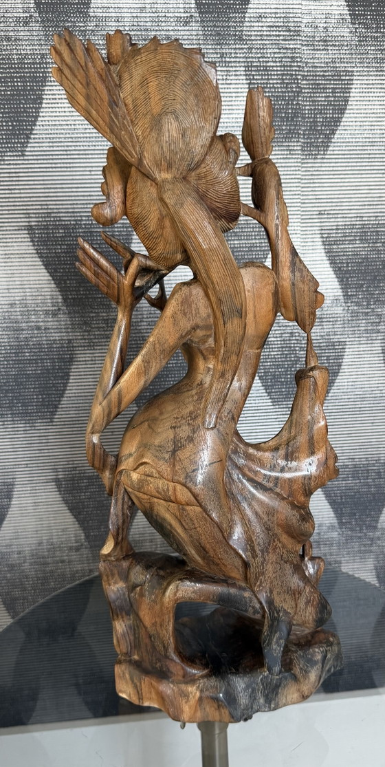 Large Vintage Balinese Hand-Carved Wood Sculpture – Goddess Dewi Sri (photo 7 of 10)