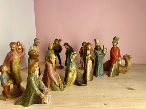 Gelenberg Kerststal Set 14 Kerstfiguren Vintage