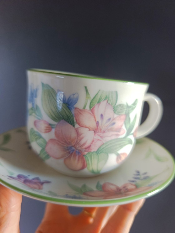 Duo Royal Doulton tea/coffee cups flowers Carmel model – Crockery, Porcelain (photo 3 of 8)