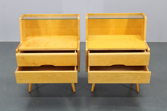 Image 1 of Pareja de mesitas de noche, década de 1960, Checoslovaquia