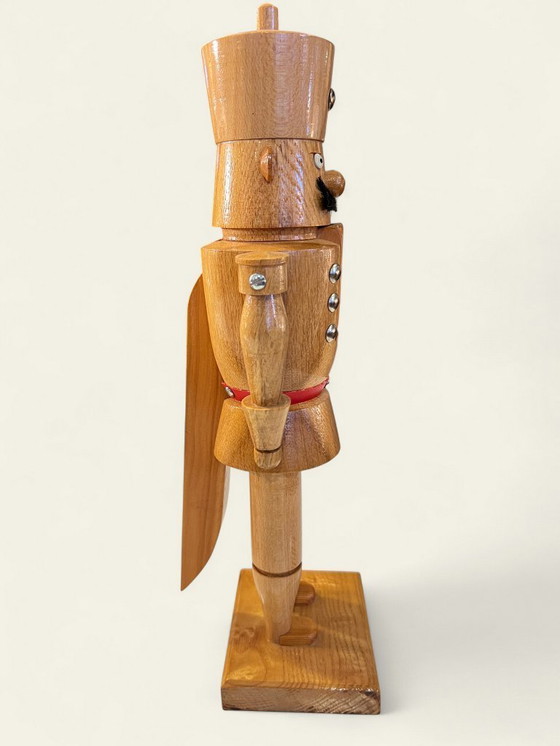 Image 1 of Casse-noix rare « Husar » | Fabriqué à la main dans les Monts Métallifères | Aspect bois naturel