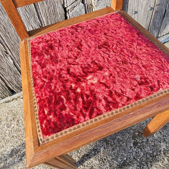 Image 1 of 2 chaises de salle à manger Art Déco - Chaises anciennes en noyer sculpté à la main - Années 1920