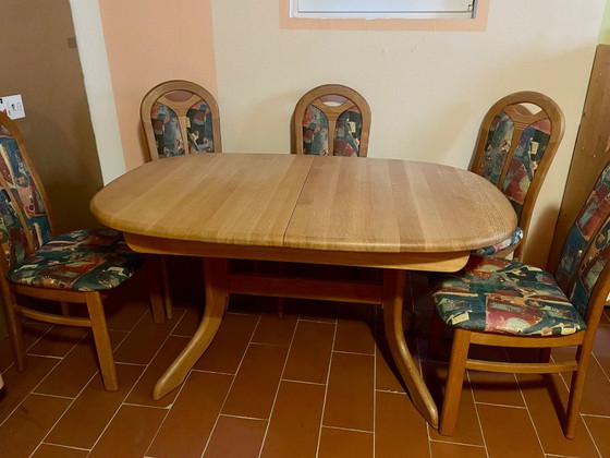 Ausziehbarer Massivholztisch aus Eiche, Esstische, Beige (Foto 5 von 5)