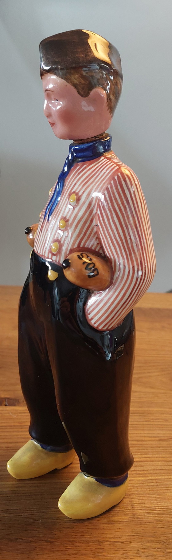 Image 1 of Bols Volendammer with gin bottle