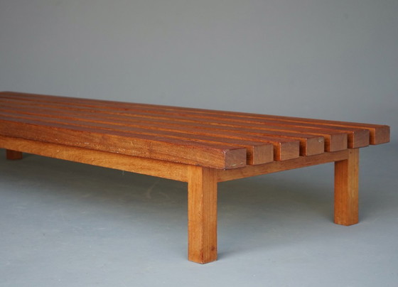 Image 1 of Grote teakhouten lage bank of salontafel uit het midden van de vorige eeuw, jaren 60.