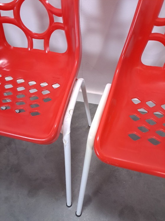 Image 1 of Set jaren 70 DDR rode kunststof tuinstoelen