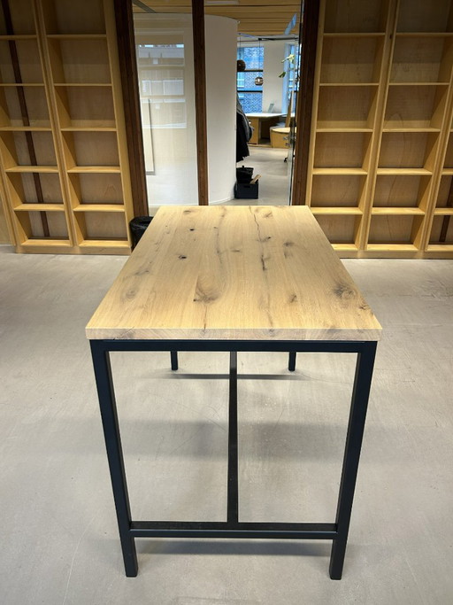 Moderne eiken bartafel van TDS