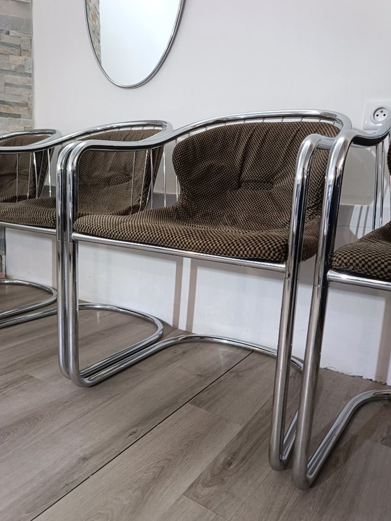 Cantileverstoelen van Gastone Rinaldi voor Rima, jaren 70. – Eetkamerstoelen, Metal (photo 5 of 14)