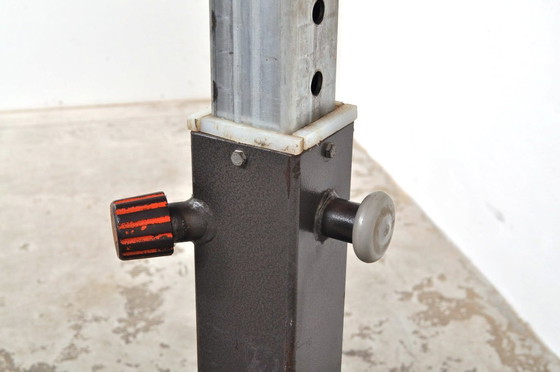 Image 1 of Cervo da ginnastica d'epoca come elemento di attrazione