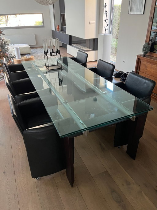 Desalto Stilt 430 design table with 6 bucket seats in leather