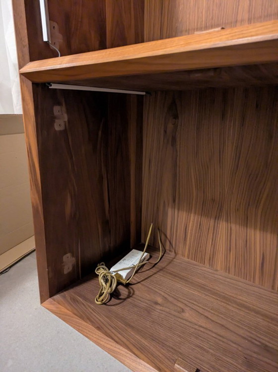 Image 1 of Vetrina in legno di Hofstede Raanhuis