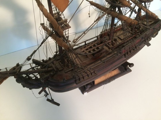 Image 1 of Maquette de bateau anglaise ancienne : « H.M.S. Mermaid », XIXe siècle