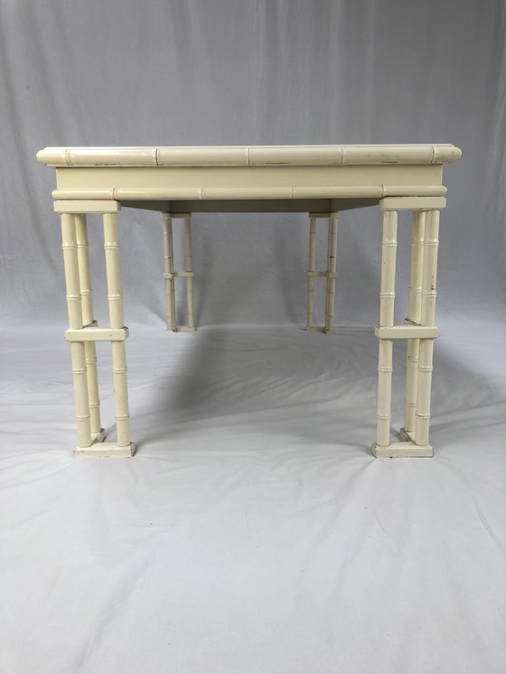 Image 1 of Table à manger en faux bambou blanc