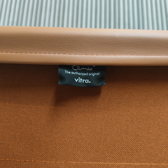 Image 1 of Silla Vitra Eames EA 219 Soft Pad – Cuero premium color coñac