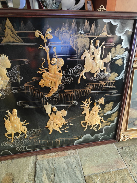 Image 1 of Grande œuvre d'art chinoise vintage laquée noire et ornée de nacre