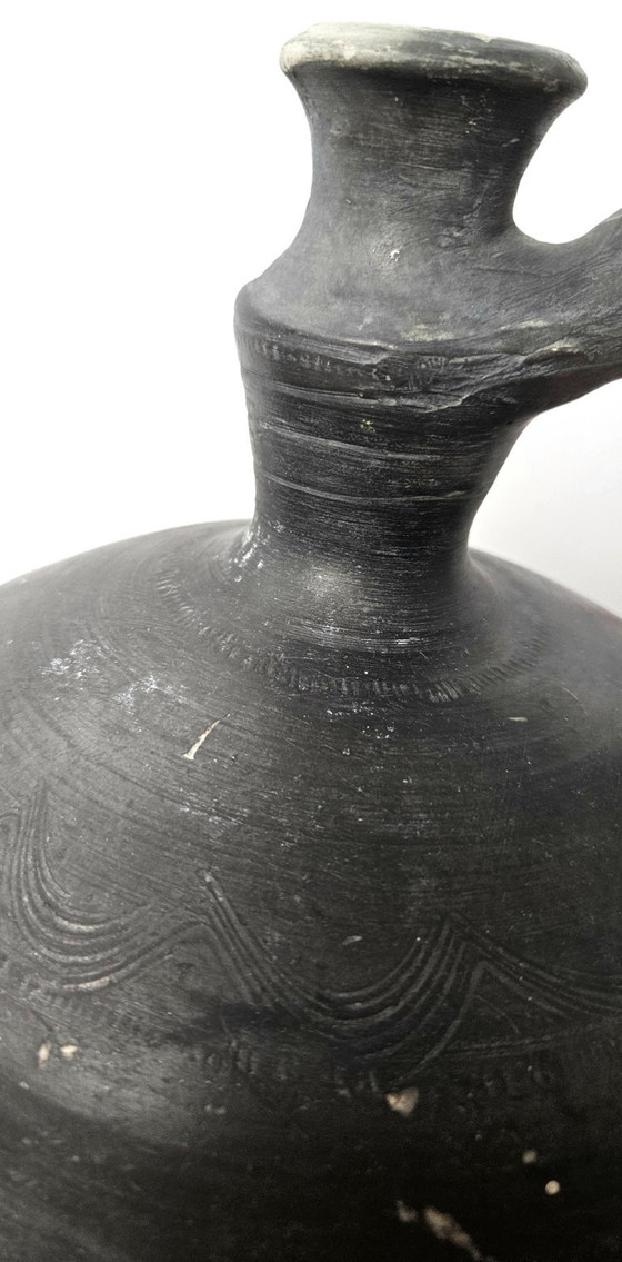 Image 1 of WABI SABI Antiker ungarischer schwarzer Keramik-Wasserkrug, großer Tonkrug Botijo aus dem frühen 20. Jahrhundert