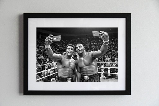 Foto stampata e incorniciata / edizione limitata / Muhammad Ali e Mike Tyson / cornice decorativa