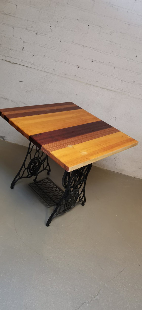 Image 1 of Chanteuse de table de bistro