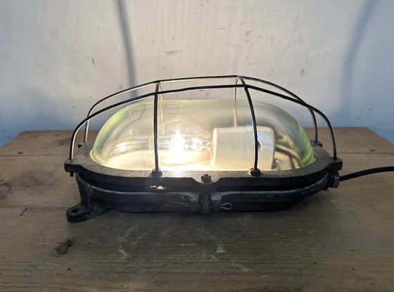 Image 1 of Industrielle Wandleuchte aus Gusseisen, 1960er Jahre