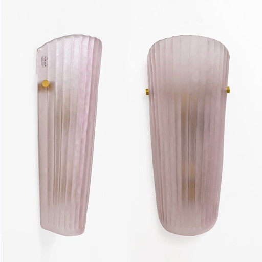 Paar Wandleuchten aus Muranoglas, rosa geripptes Glas und Messing, Italien