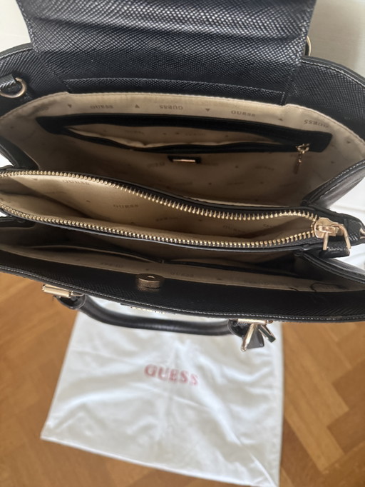 Guess Noelle Girlfriend Satch – top handle tassen, Nylon (photo 2 of 9)