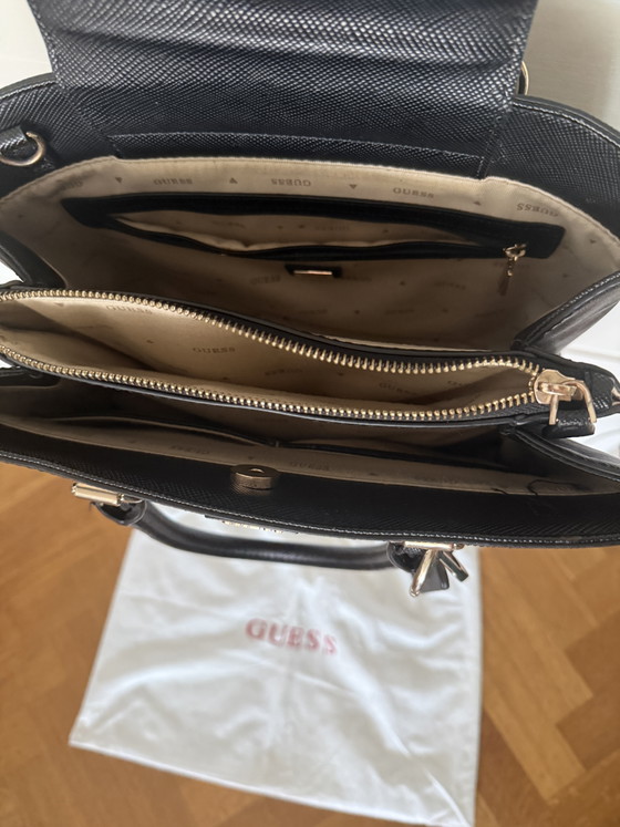 Guess Noelle Girlfriend Satch – Top handle tassen, Nylon (photo 2 of 9)