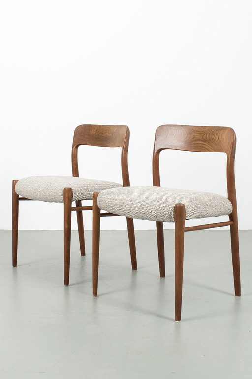 Set Møller stoelen model 75