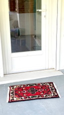 Vintage rug - 43cm x 68cm