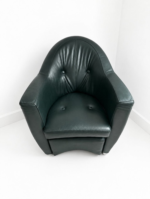 Sillón Leolux Carabita con otomana, tapizado en piel verde oscuro. – fauteuils, Leather, Metal (photo 2 of 8)