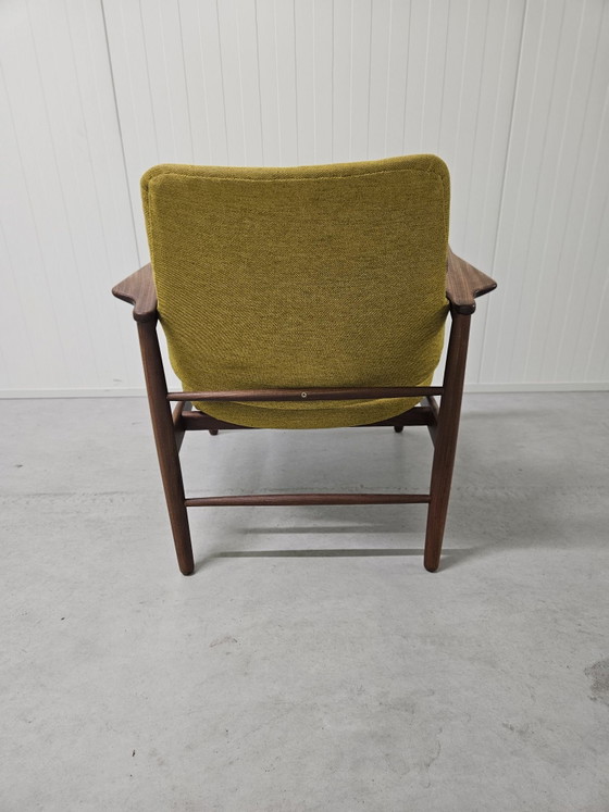 Stunning Armchair by renowned Danish designer Ib Kofod-Larsen, Pastoe, Textile, Wood, Brown (photo 4 of 10)