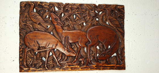 Image 1 of Gesneden houten wandpaneel – Afrikaanse dierenscène