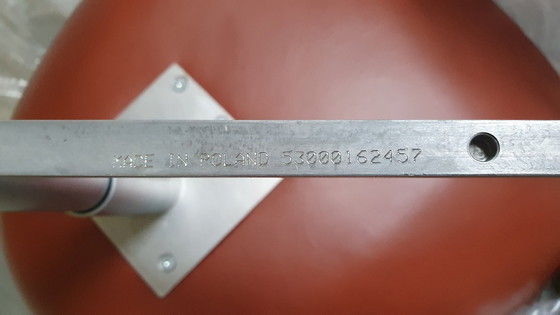 Image 1 of Poltrone a forma di cigno di Fritz Hansen in pelle rosso-marrone, 2 pezzi