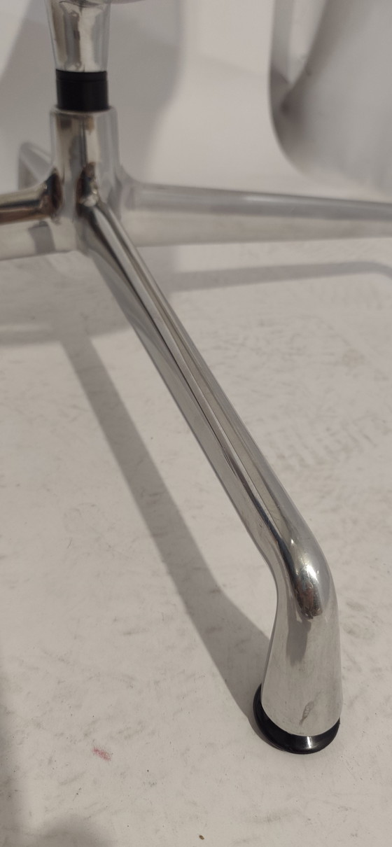 20 Vitra Charles Eames Fauteuils Uitzonderlijke Staat – Verstelbare relaxstoel, Polyester, Chrome (photo 3 of 6)