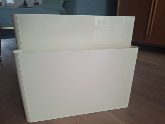 Kartell Kartell 4676 Porte-revues – Giotto Stoppino – Plastic (photo 4 of 11)