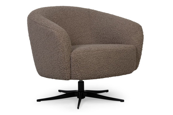 Image 1 of Poltrona Shepherd con pouf della collezione DMO