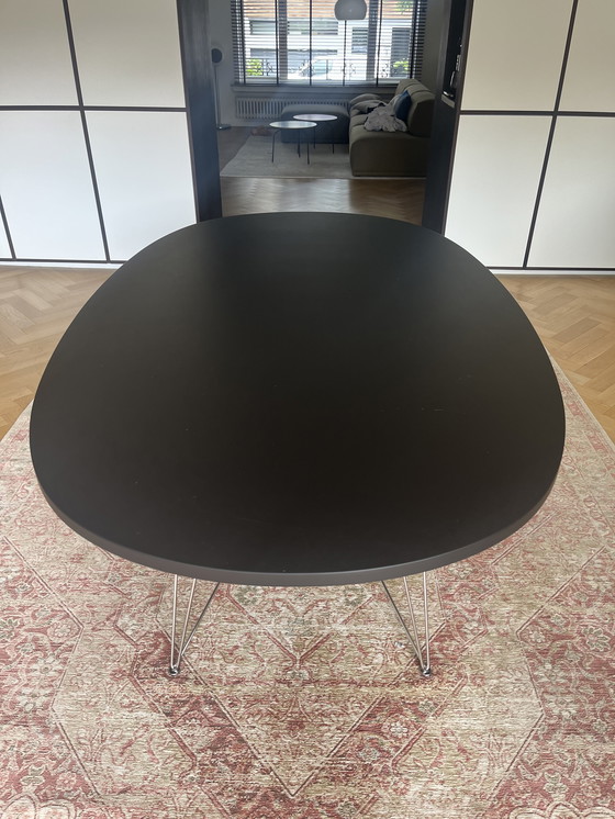 Image 1 of Tavolo da pranzo Magis