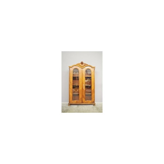 Image 1 of Vintage display cabinet in fir and carved walnut, Italy 1900