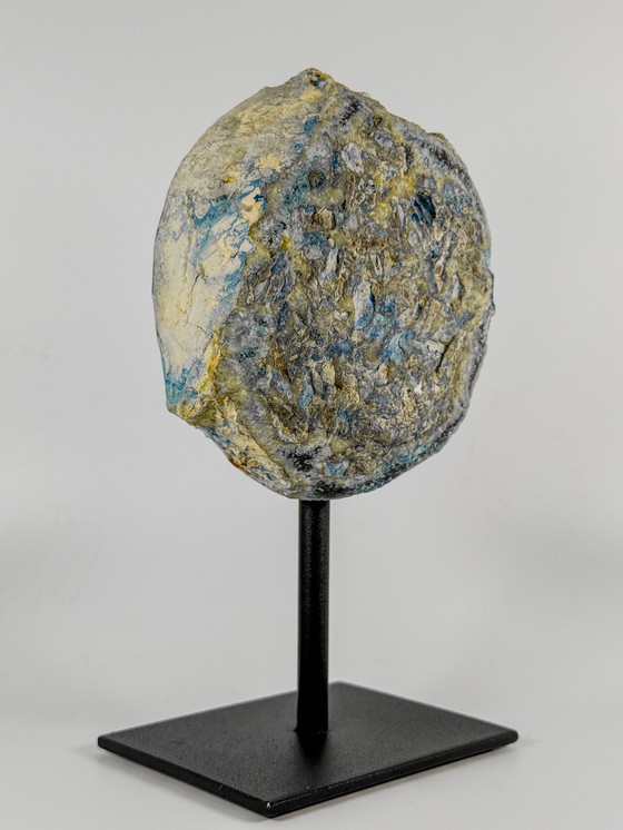 Image 1 of Blauw agaat op standaard