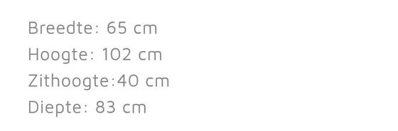 Image 1 of Syrma Armchair met bijzettafeltje