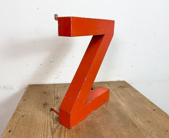 Image 1 of Lettera Z in ferro rosso vintage, anni '70