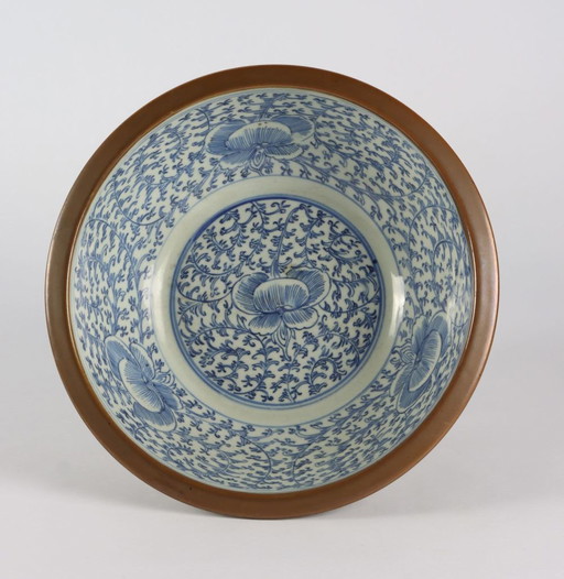 Chinese Blue And White porcelain basin, 19th Century