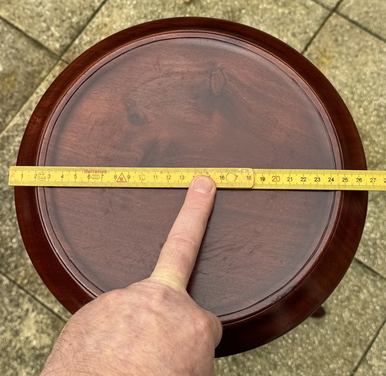 Image 1 of Table d'appoint en teck fin – une sculpture fonctionnelle